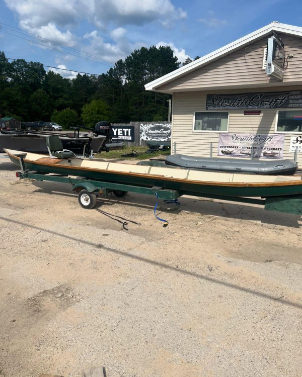 1974 23ft AuSable River Boat